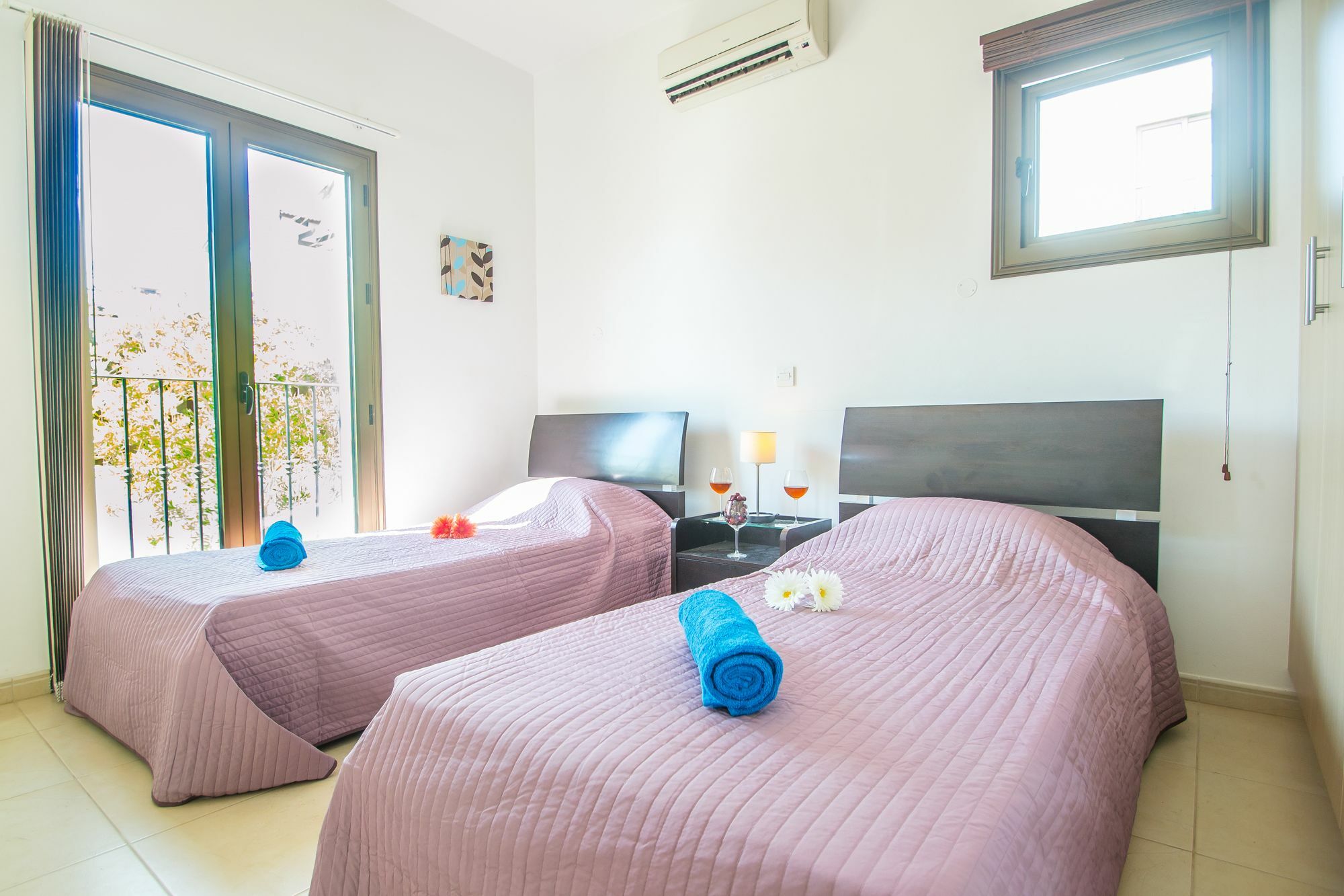 Rada'S Vacation Home ไอยานาปา ภายนอก รูปภาพ