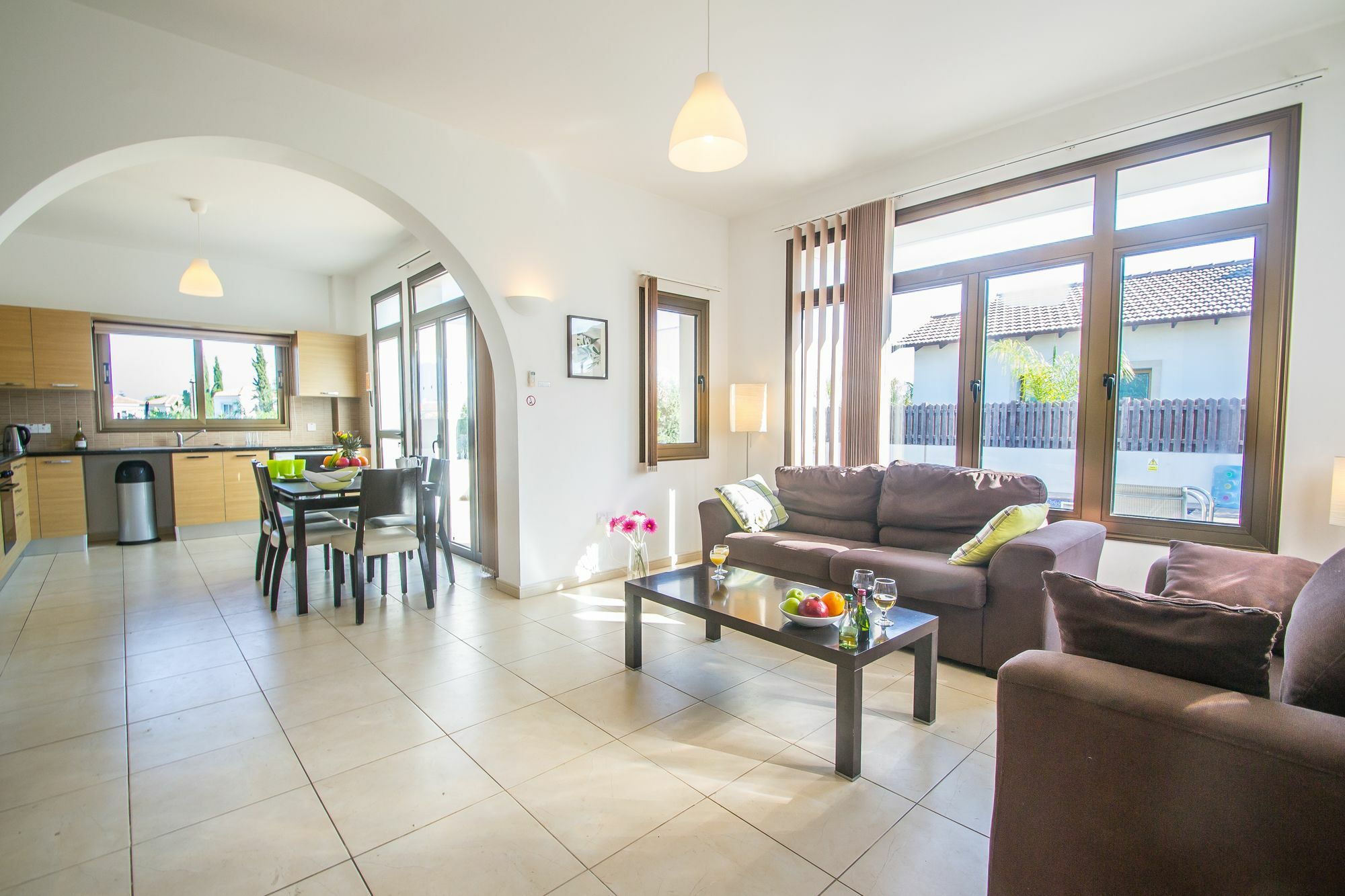 Rada'S Vacation Home ไอยานาปา ภายนอก รูปภาพ