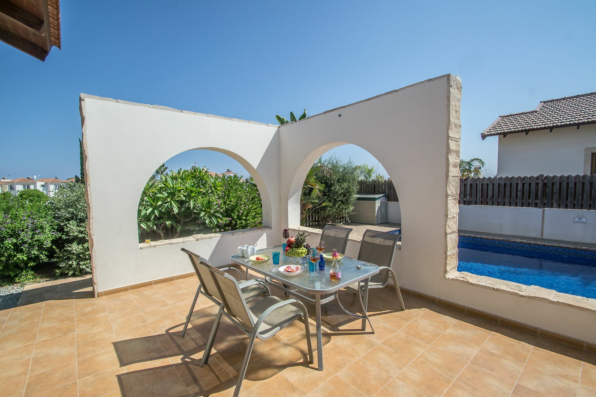 Rada'S Vacation Home ไอยานาปา ภายนอก รูปภาพ